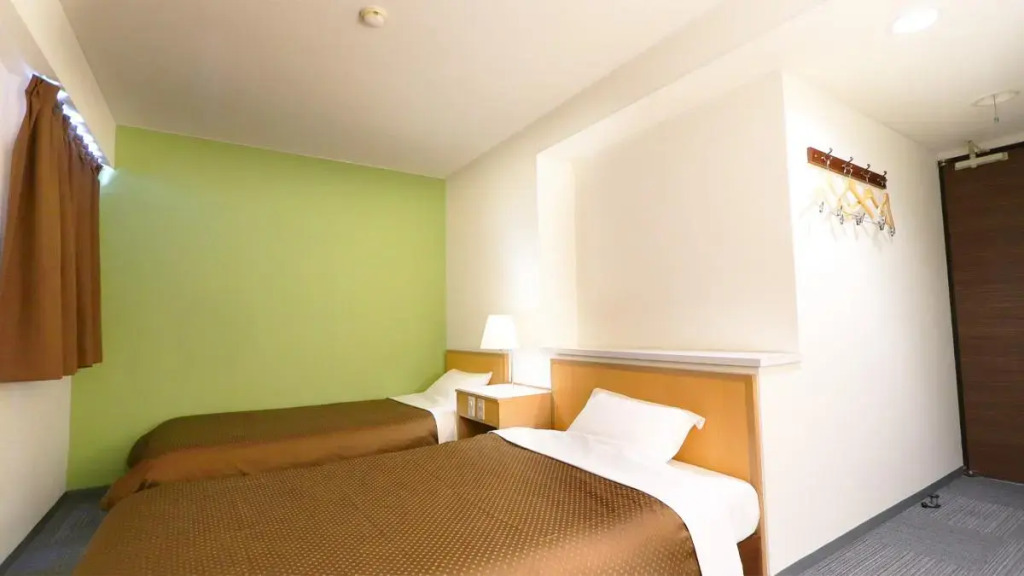 Business Hotel Sun Clock