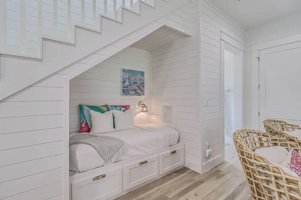 The Coastal Cottage 210esc-b