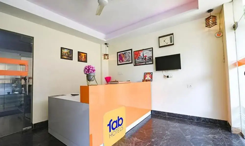 FabHotel Muktinath Near Medanta- The Medicity Hospital, Gurugram