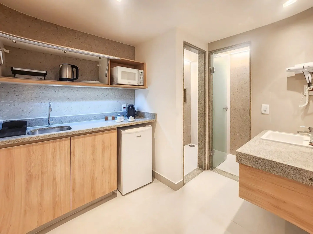 Blu Smart Stay