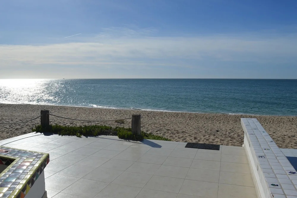 Casa de Juega - 3 Br townhouse by RedAwning