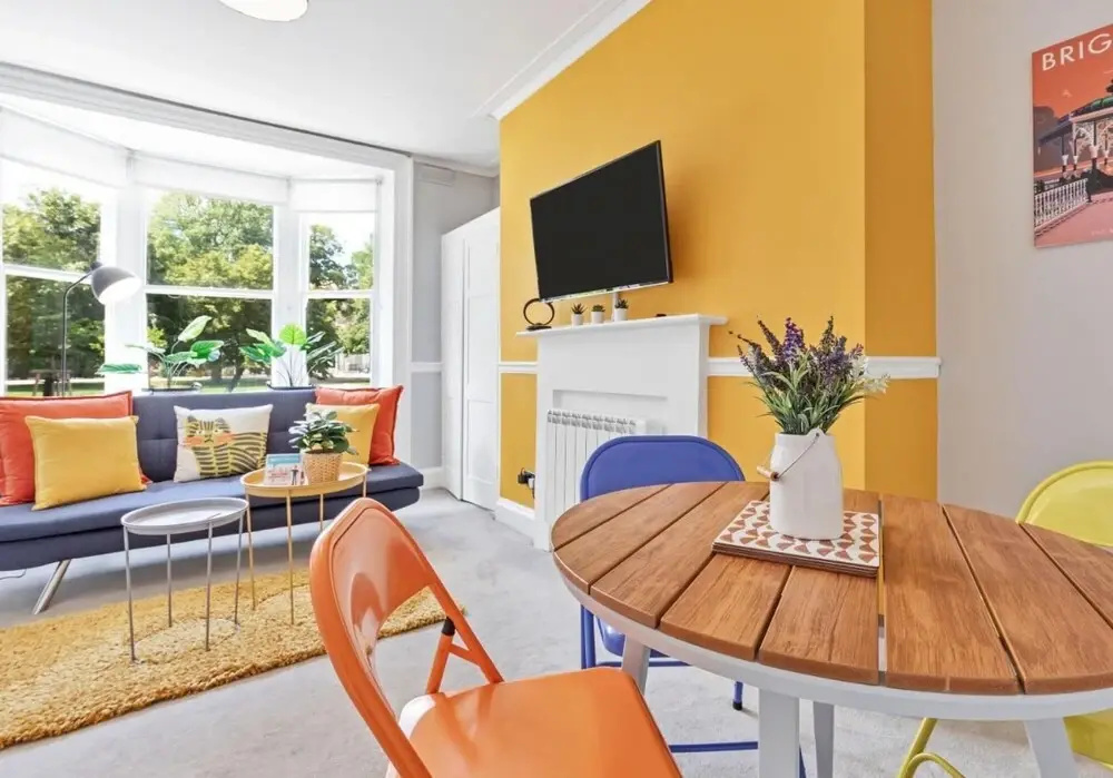 Valley Gardens View - City Centre One Bedroom Apartment