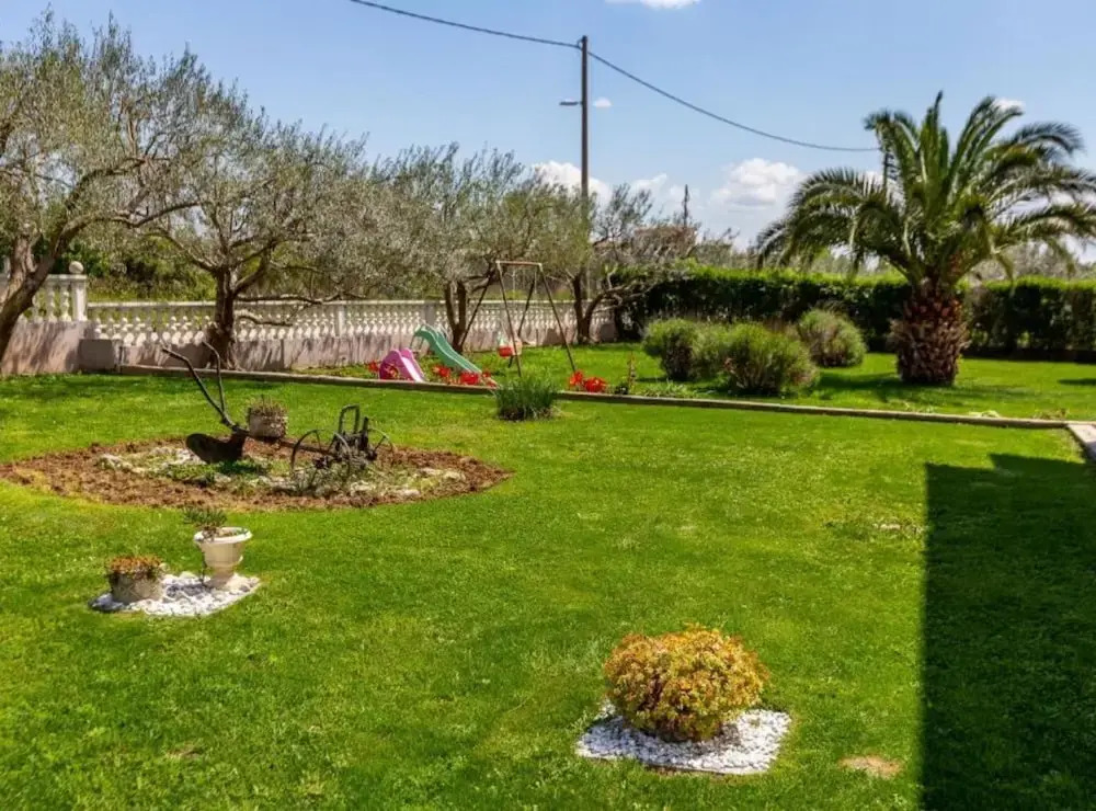 Peaceful Murvica Villa Pool, Garden, and Modern Comfort - Two Bedroom Holiday Home with Private Pool