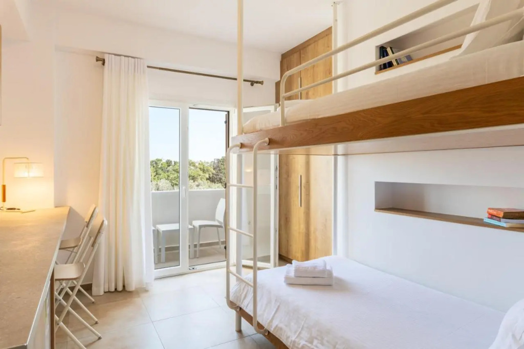 Mykonaki Hotel
