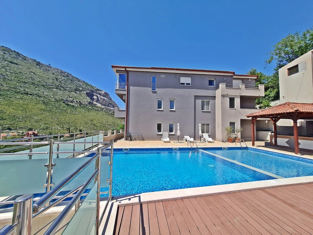 Apartments Josip