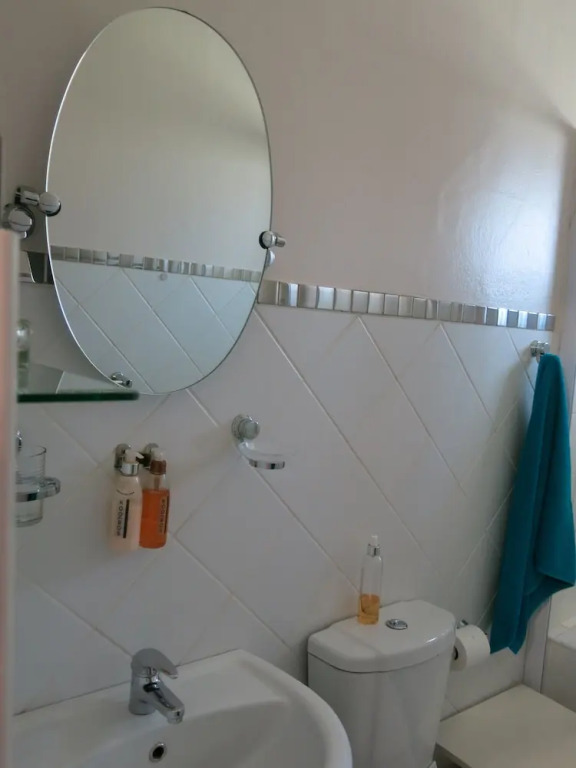 Cherry Lane Self Catering BB - 1 Bedroom Bathroom With Shower for 4 Guests