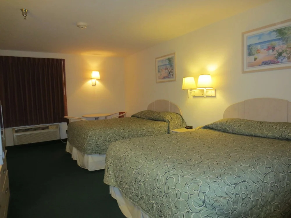 Pinckneyville Inn