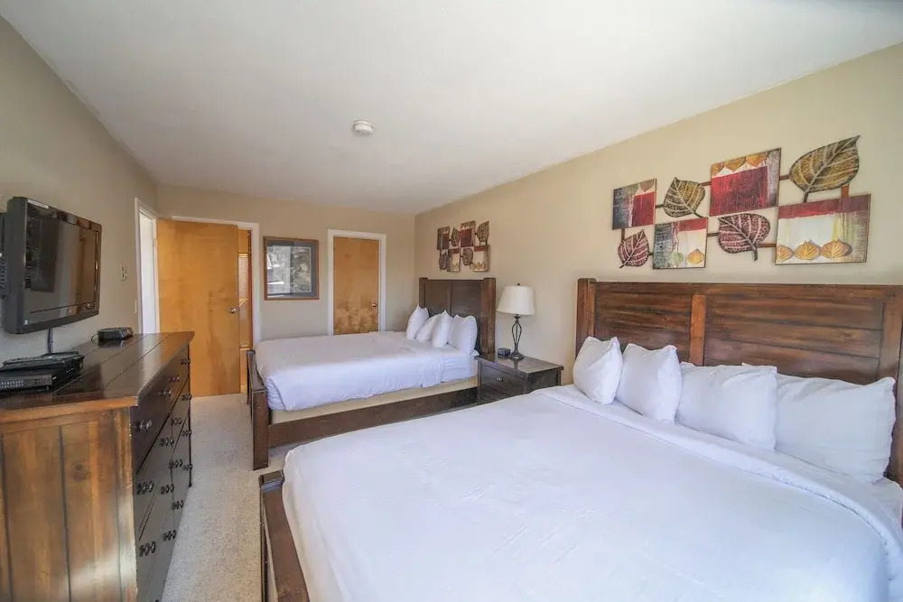 Edgewater 1451