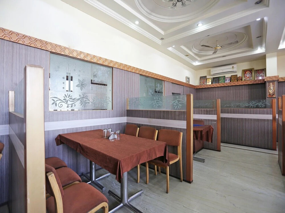 OYO 9955 Hotel Swaruchi Palace