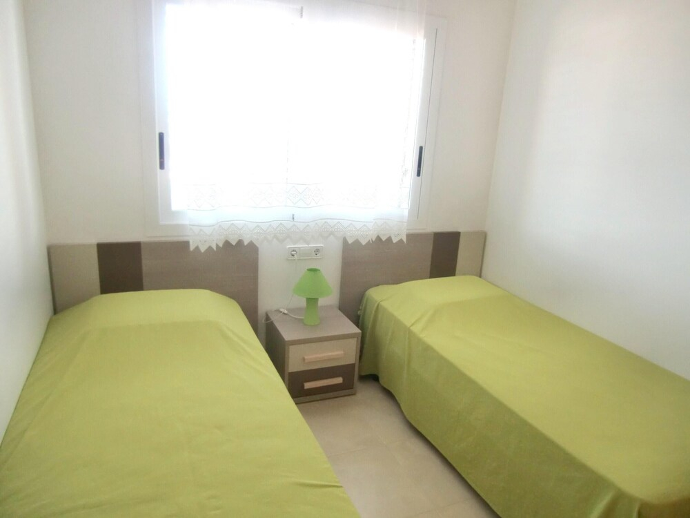Apartment With 2 Bedrooms in Vinaros, With Wonderful sea View, Pool Access and Furnished Terrace - 100 m From the Beach
