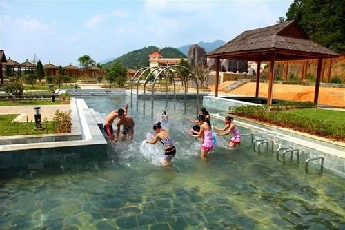 Guilin Dan Xia Hot Spring