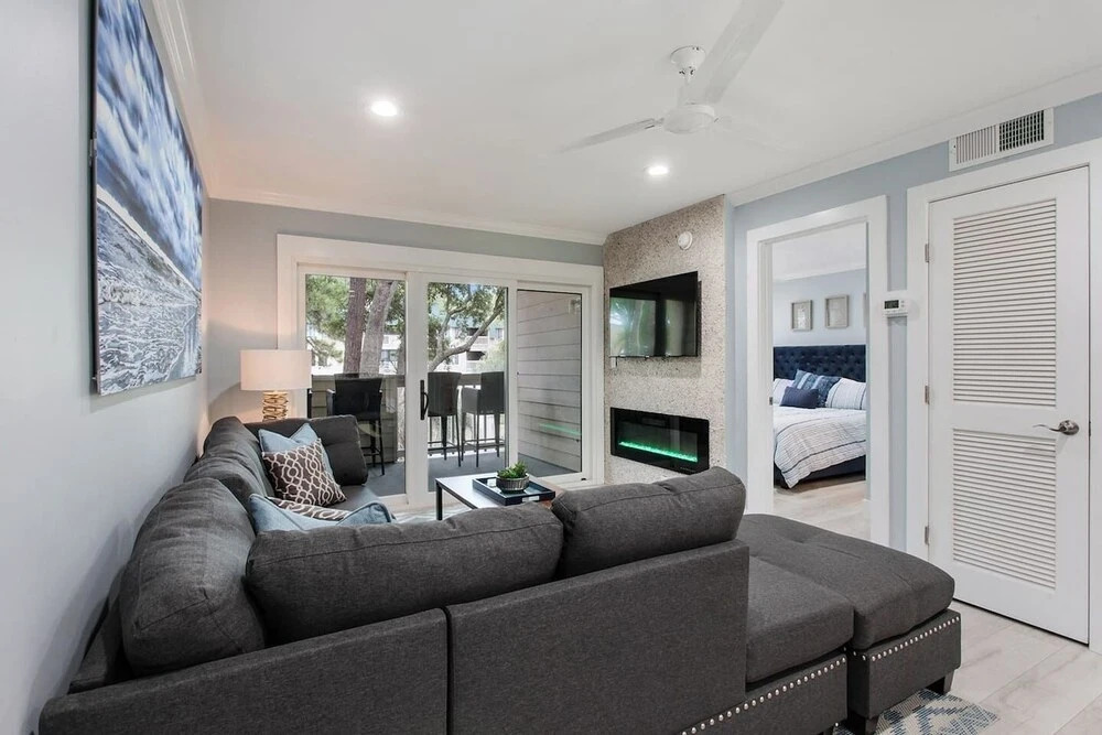 J's Beachtime - 3 Pools, Tennis, Playground 2 Bedroom Condo