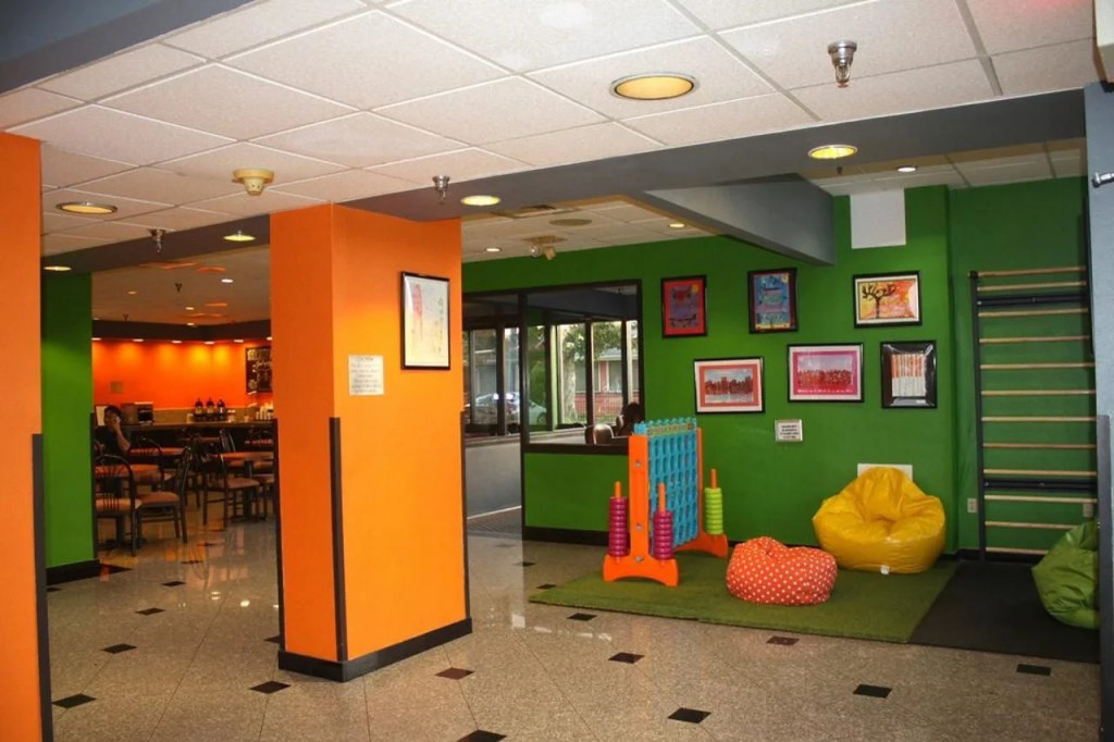 Katerina Hotel