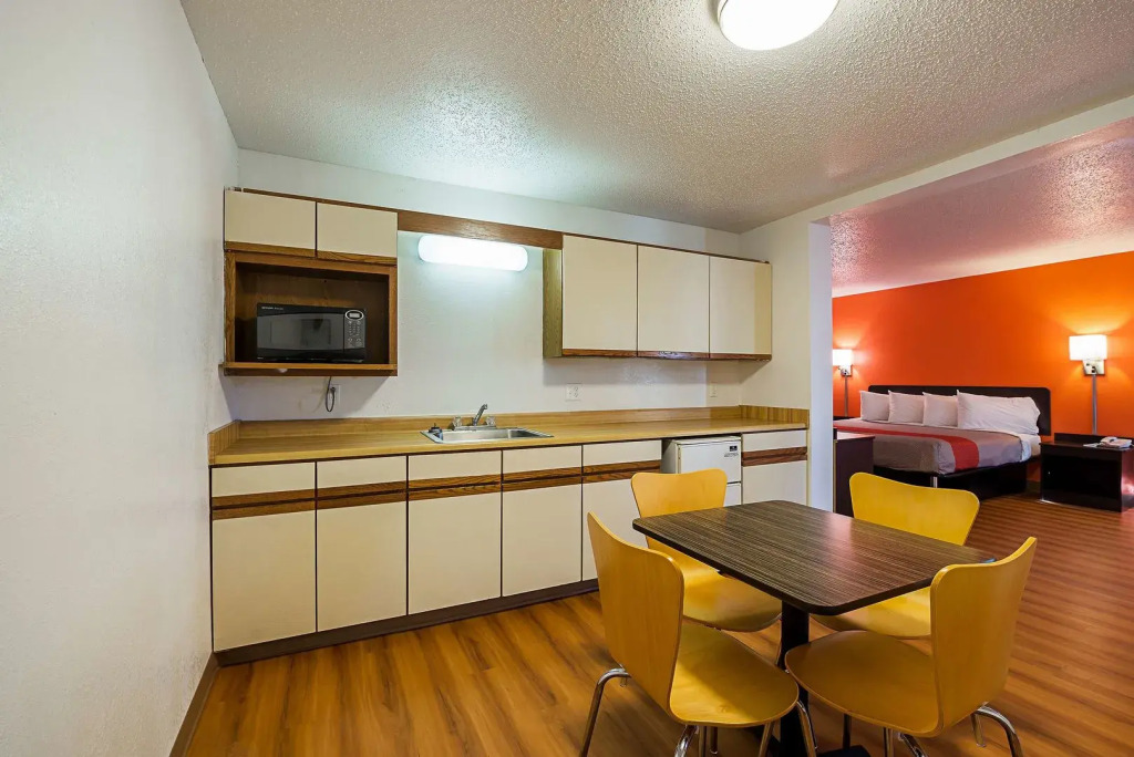 Econo Lodge