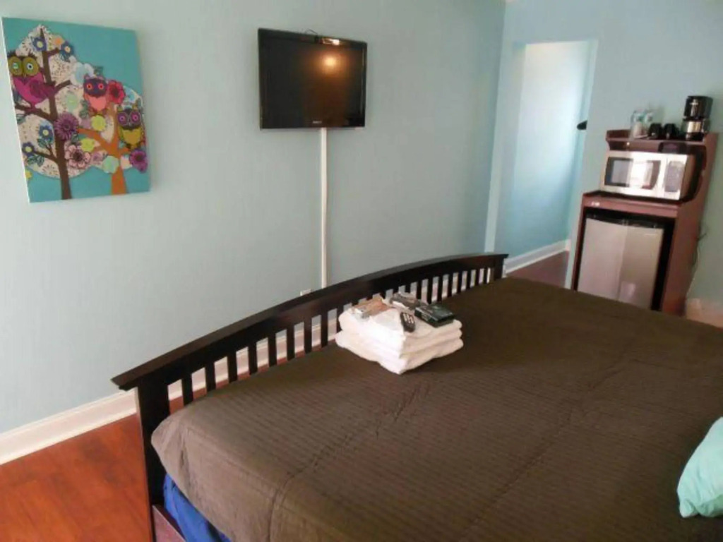 Harbor Beach Inn