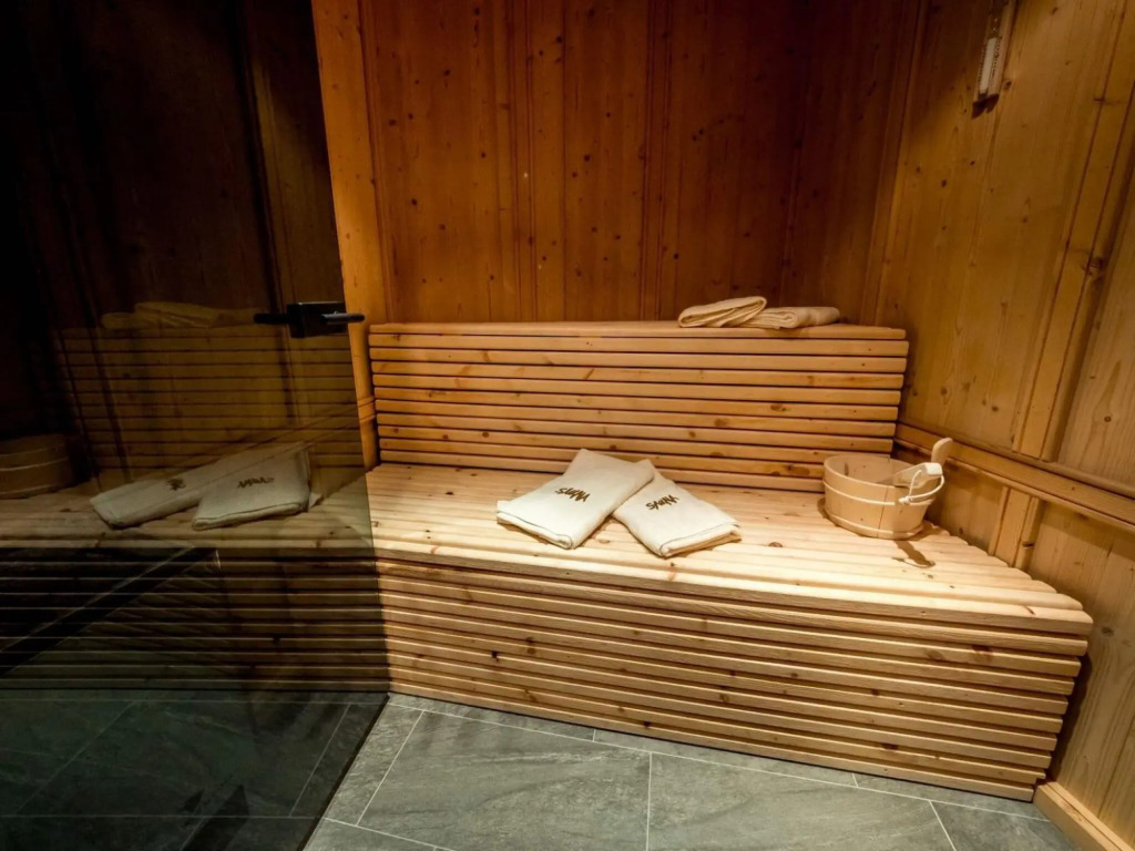 Mountain-view Apartment in Finkenberg With Sauna