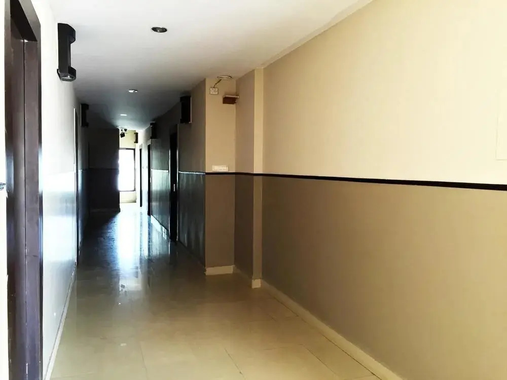 OYO 1177 Hotel Sky Wood Inn & Suites
