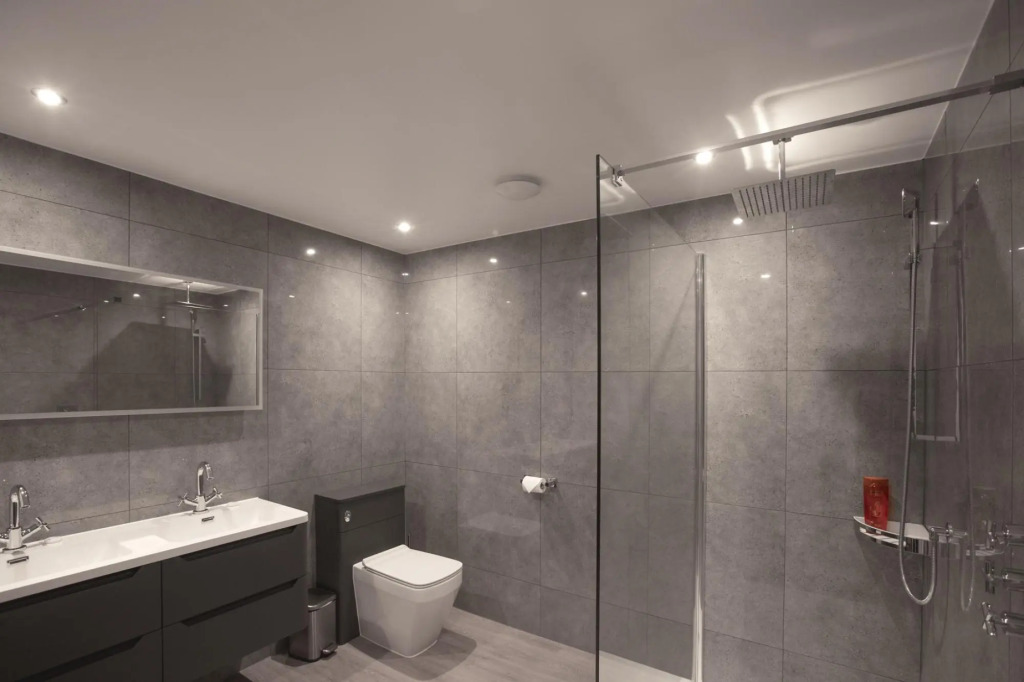 WS Flat 1 in Swindon