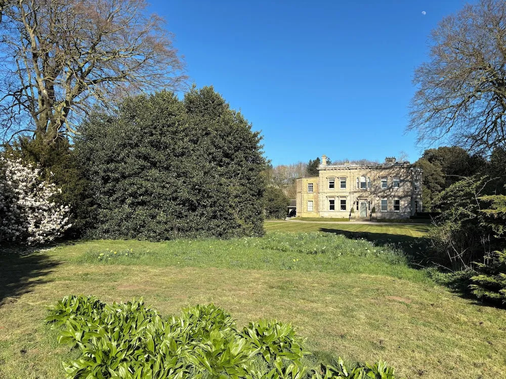Cleatham Hall