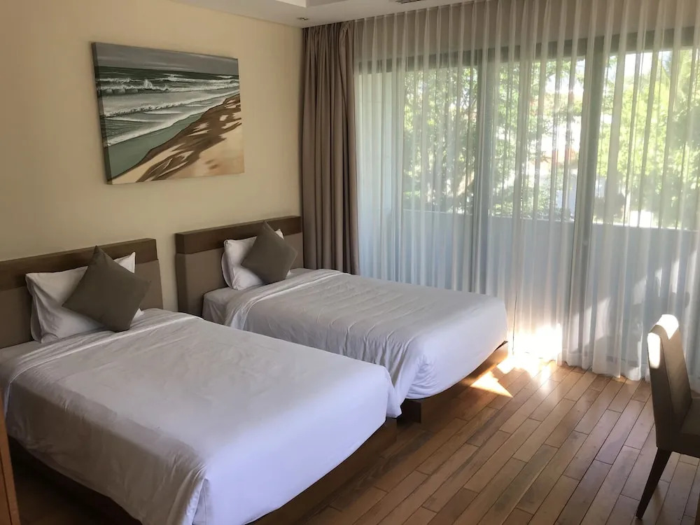 Ocean Resort 4 Bedrooms Danang Living
