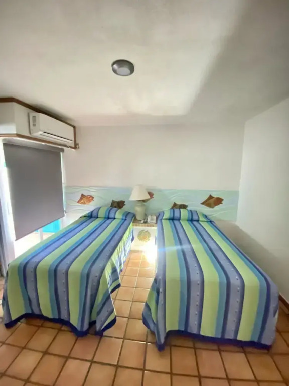 Hotel Caracoles