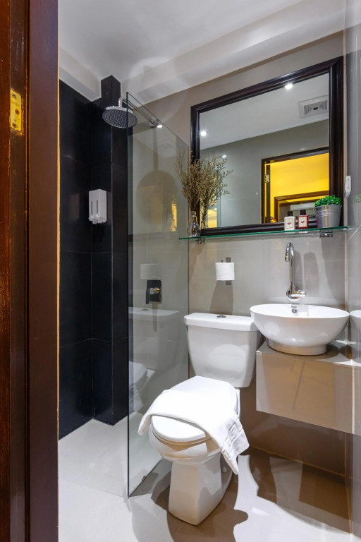 OYO 860 Premium Nest Nano Makati Suites (Vaccinated Staff)