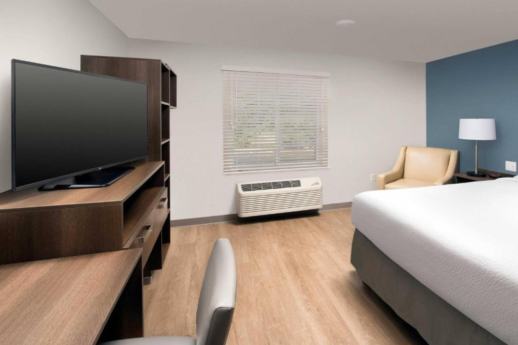 WoodSpring Suites Charlotte Airport
