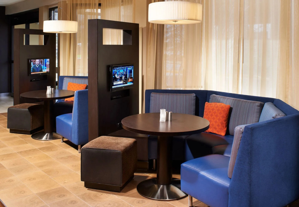 Comfort Inn & Suites Arlington Heights - Buffalo Grove