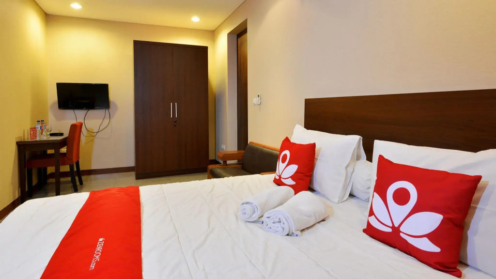 ZEN Rooms Terogong Near Pondok Indah