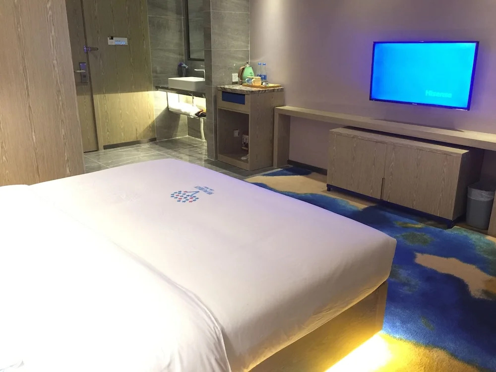 Life Hotel Sha Yong Metro Station