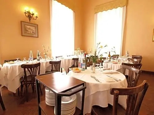 Hotel Paradiso