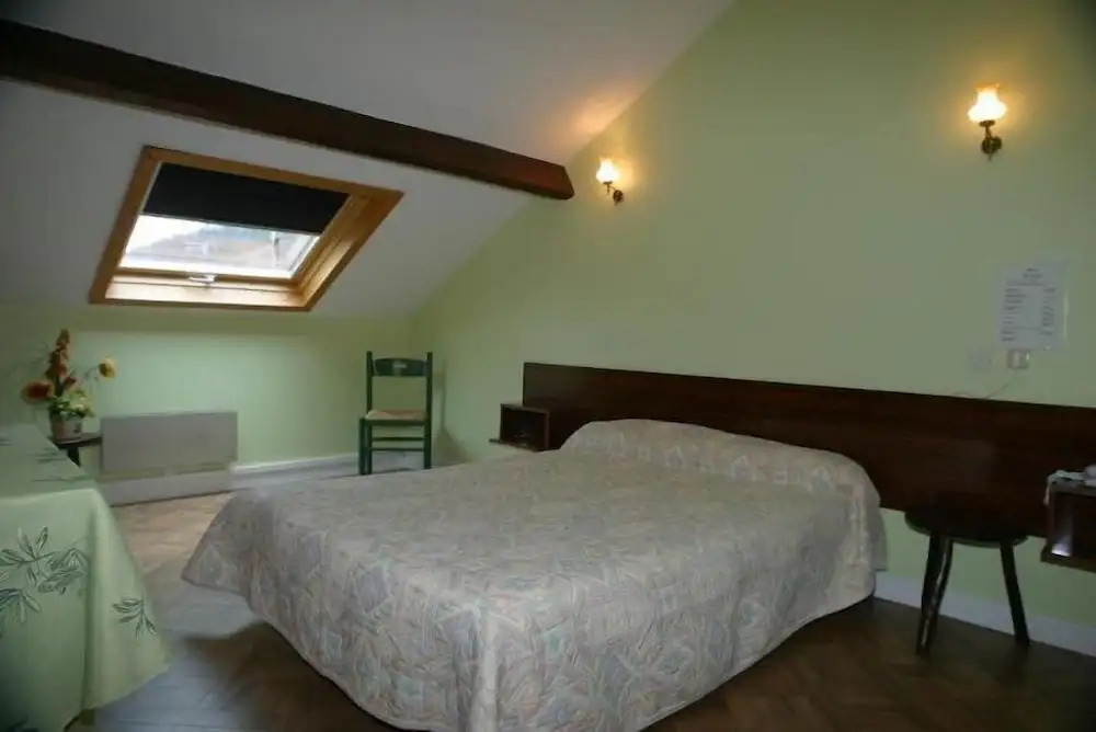 Garabit Hotel