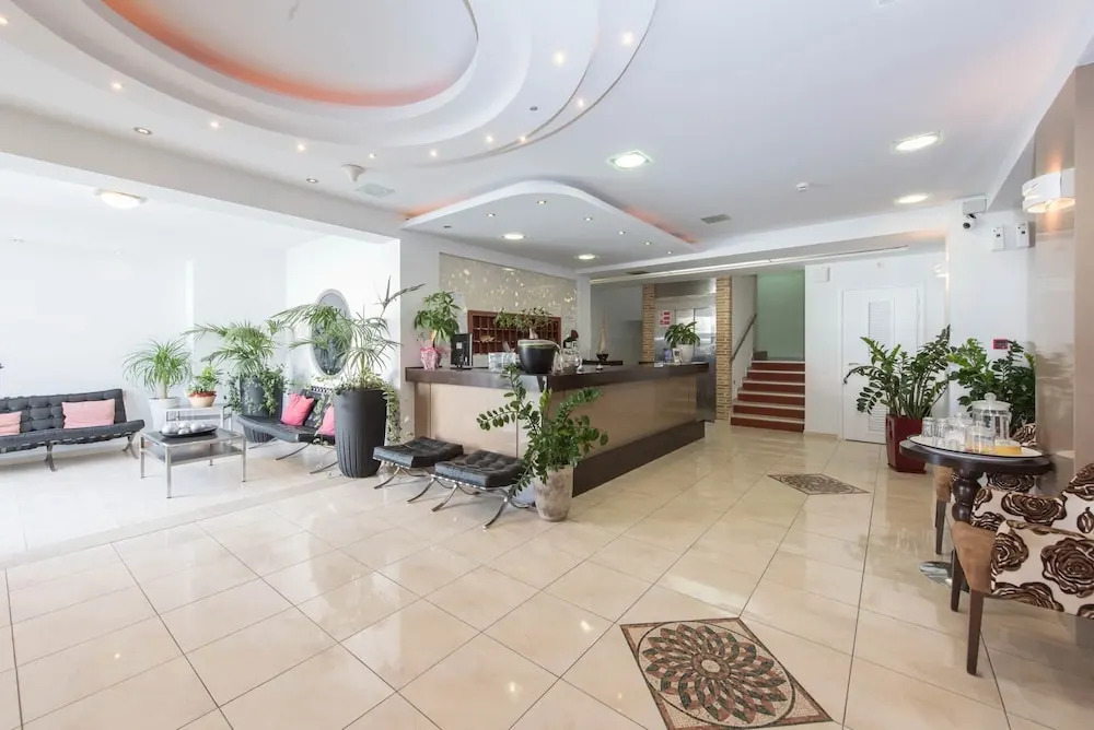 Stunning Room for 3 People Wanting to Have an Amazing Vacational Expirience