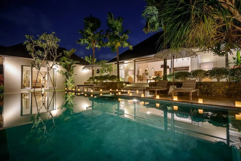 Villa Bodhi Kulture - Huge 5 BR Luxury Villa for families and groups in Canggu - Bali