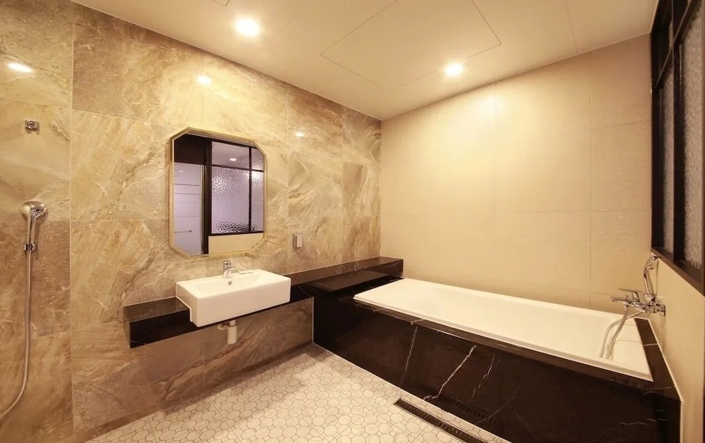 Gimpo Assem Hotel