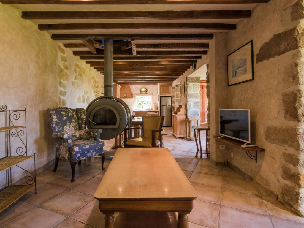 Classy Holiday Home in Saint Bonnet la Riviére With Garden