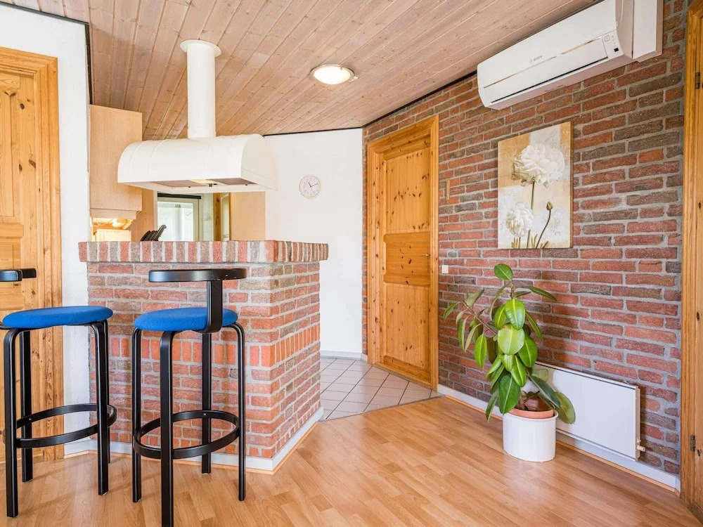 6 Person Holiday Home in Oksbol