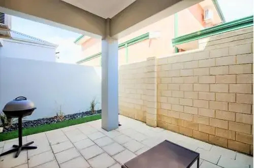 Vip Stays - Modern Watson Place