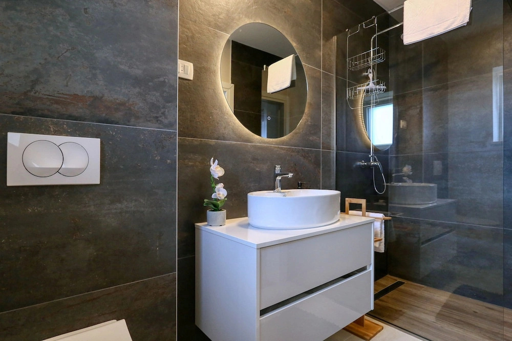 Villa Orkula With Heated Pool