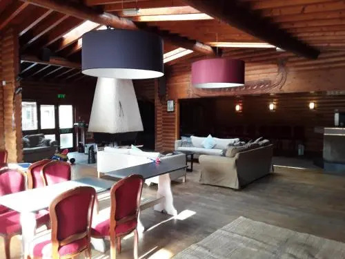 The Pinetree Lodge