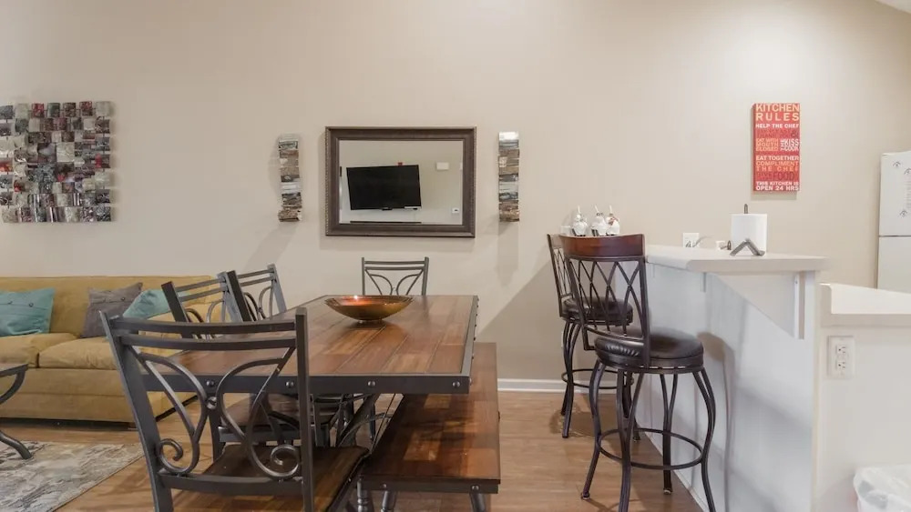 Champions 1-35 2 Bedroom Condo