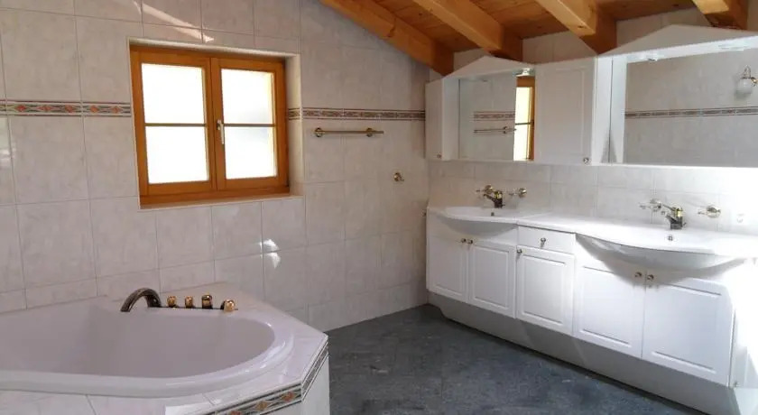 Apartment Tatjana Victoria 5.5 - GriwaRent AG