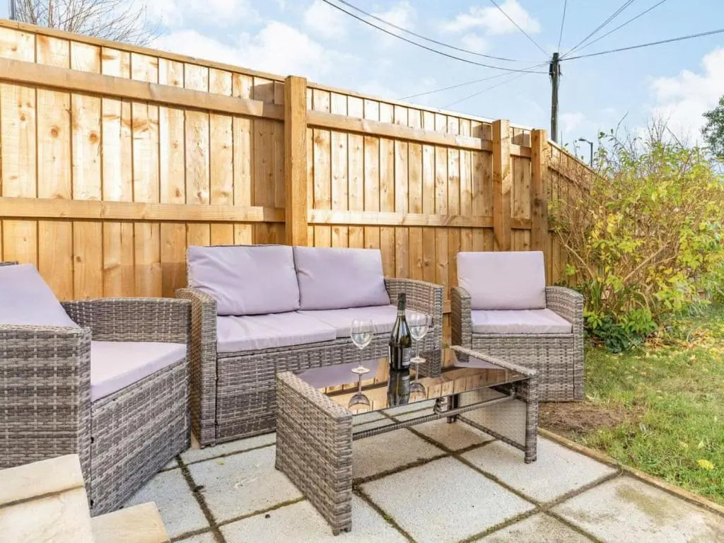 Lovely Villa 2 King 2 Singles 1double Sofa bed