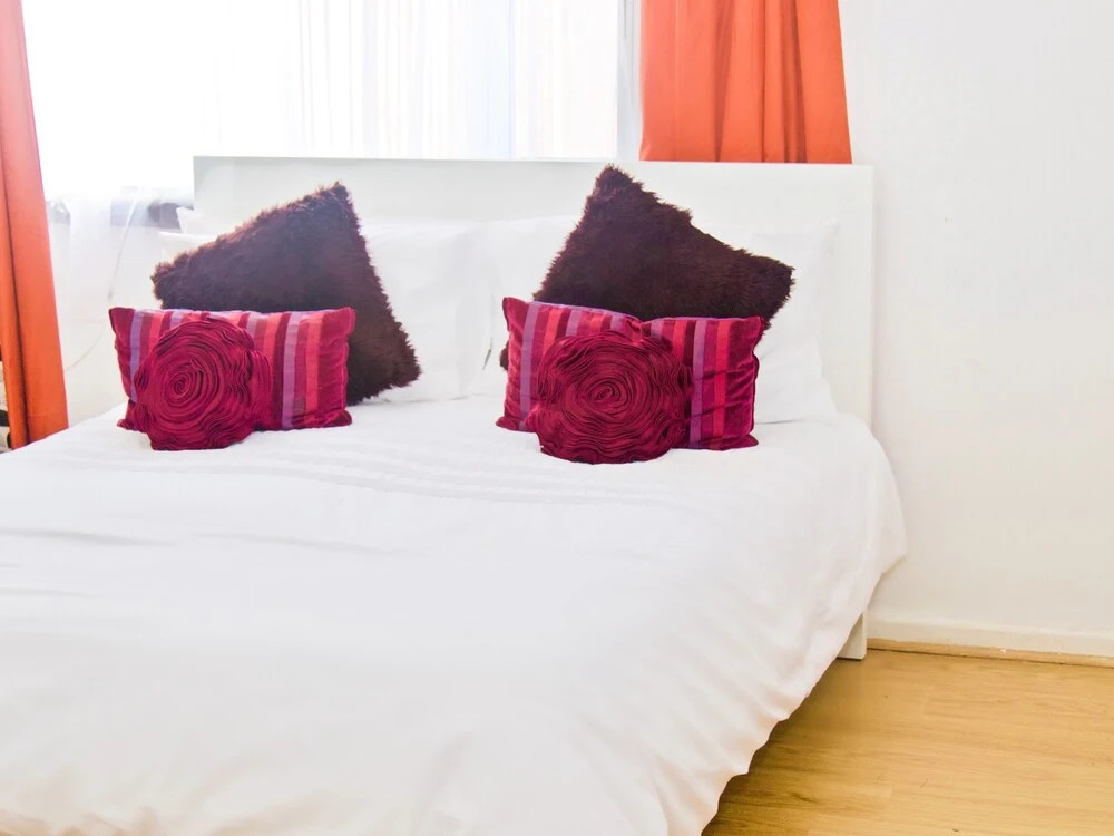 CN Apartments - Near Canary Wharf