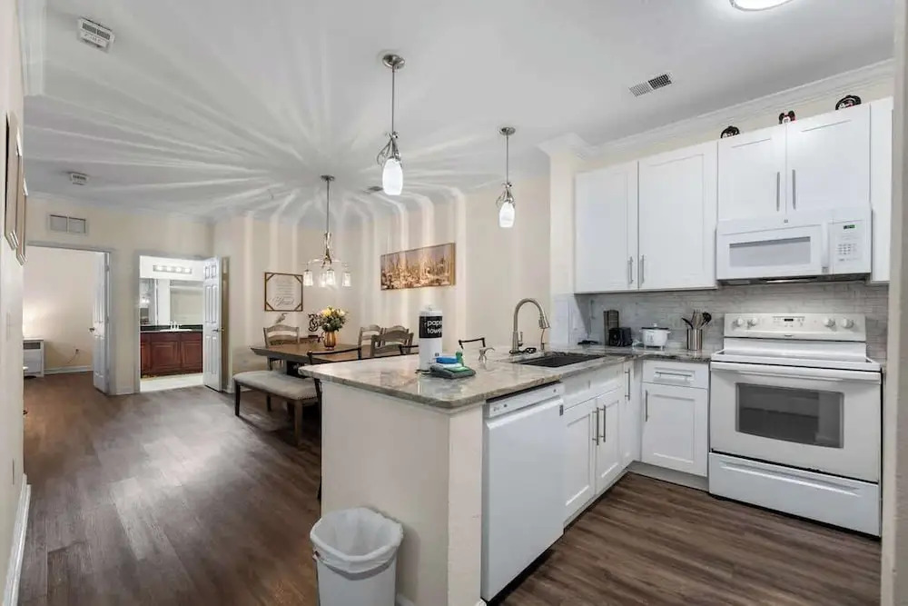 NEW Listing Gorgeous 2 bd Condo