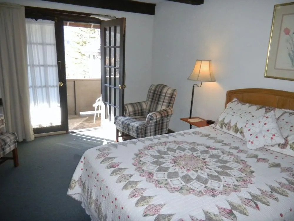 Beech Mountain Inns