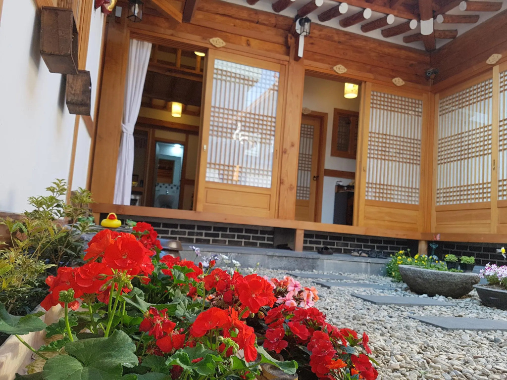 Jeongga Hanok