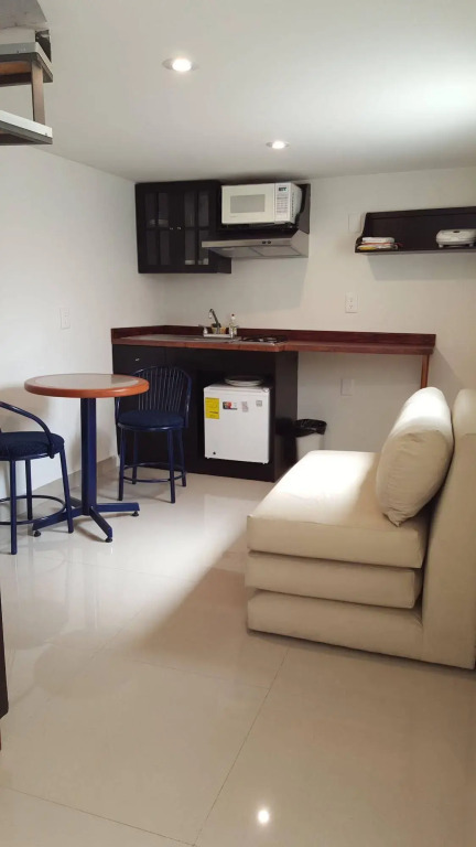G K Suites Duraznos