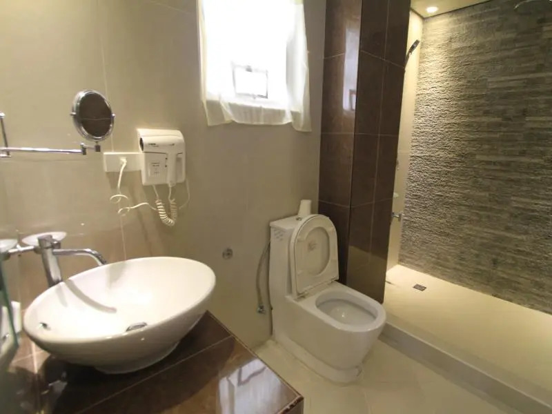 Catanduanes Midtown Inn