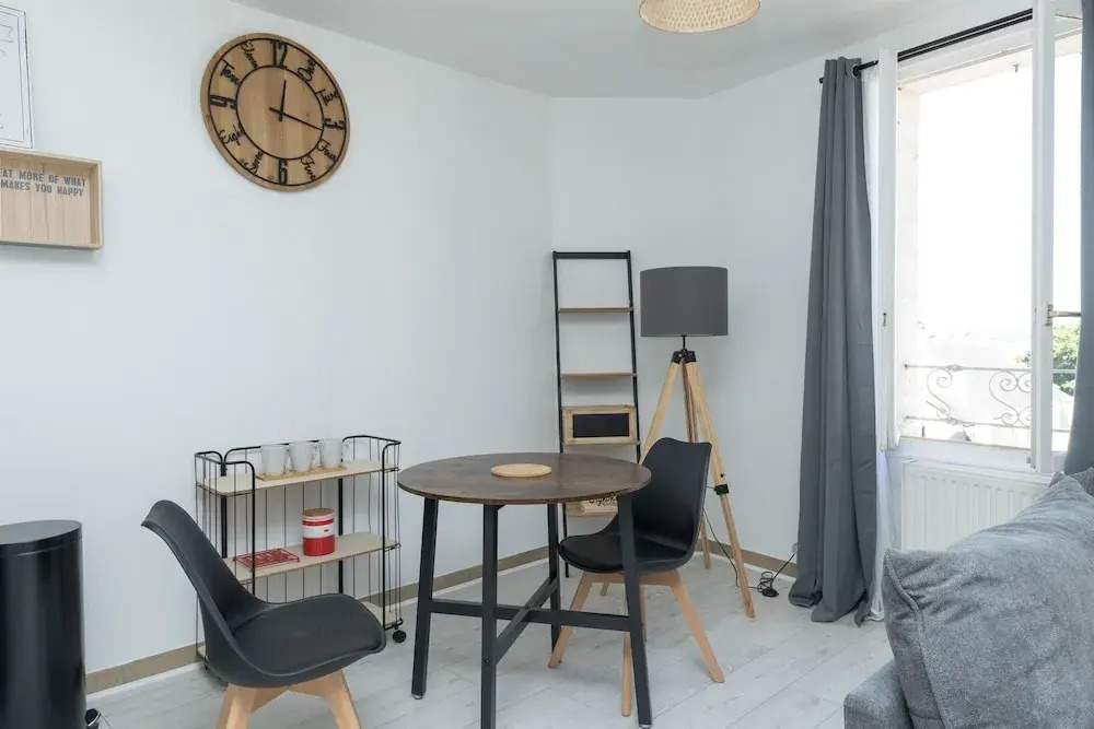 LE LUCIEN Eco-AppartHôtel - Angouleme - Centre - Wifi - Parking privé - Classé 4 étoiles